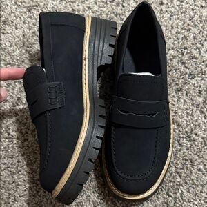 Women’s Black Platform Shoes